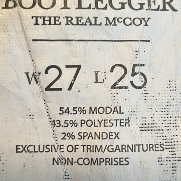 Bootlegger Blue Curvy skinny Ankle pant . - Picture 8 of 8